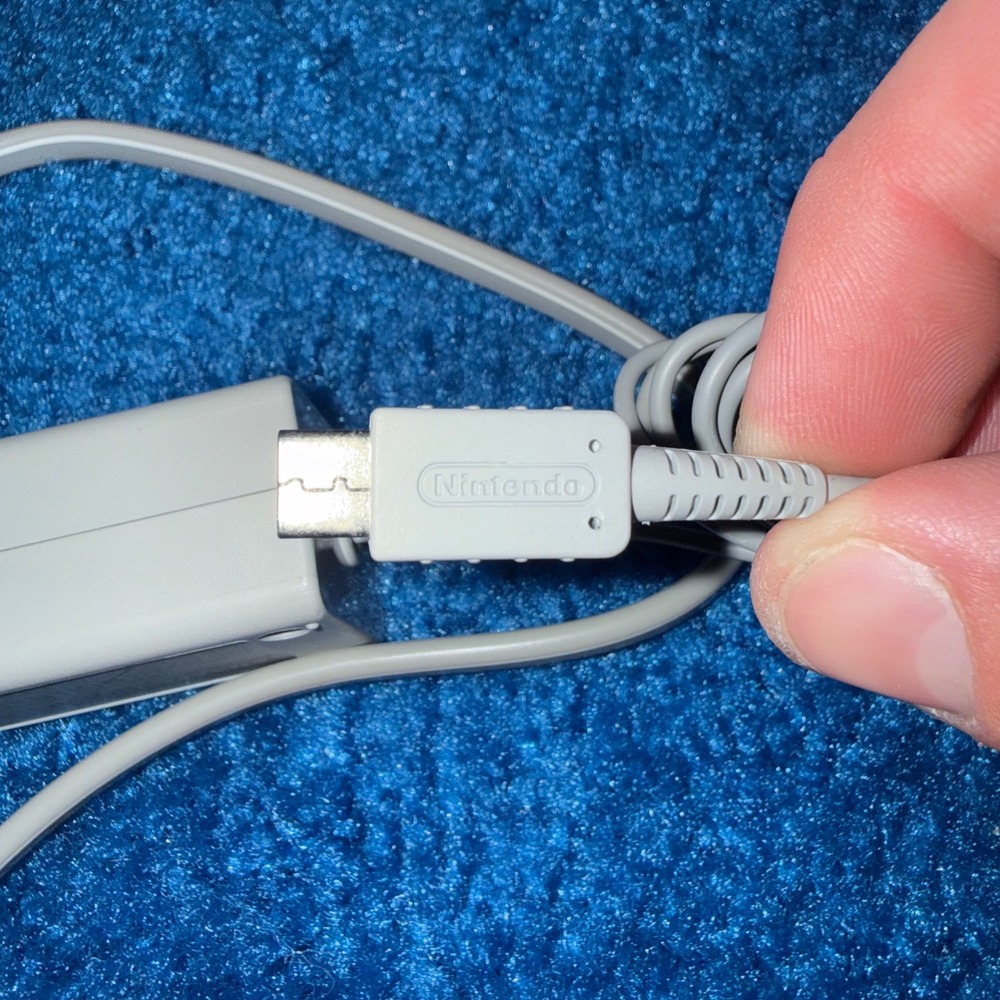 Nintendo Wii U GamePad AC Adapter Charger WUP-011 Genuine OEM Grey Tested - Picture 3 of 4